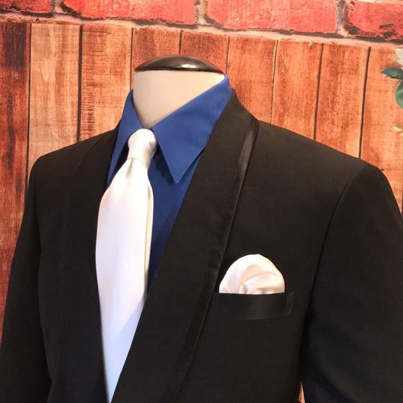 J. Brothers Shawl Lapel Tuxedo - Picture 3 of 17